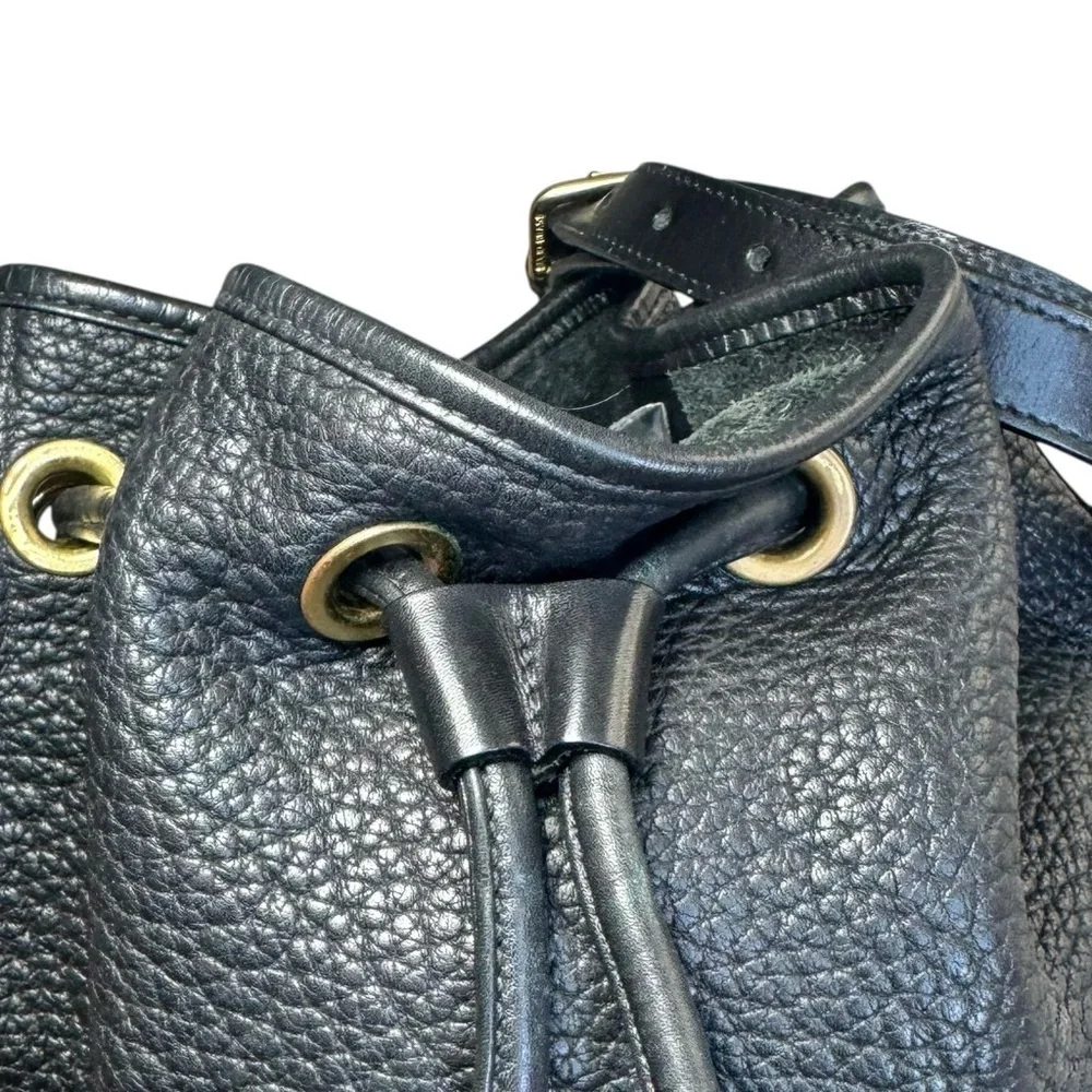 Dooney & Bourke Vintage 90’s Black Bucket bag purse